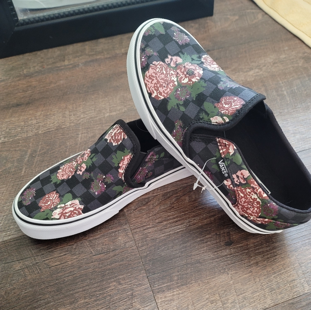 Vans slip on shoes